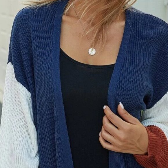 Women's Cardigan - Picture 7 of 7